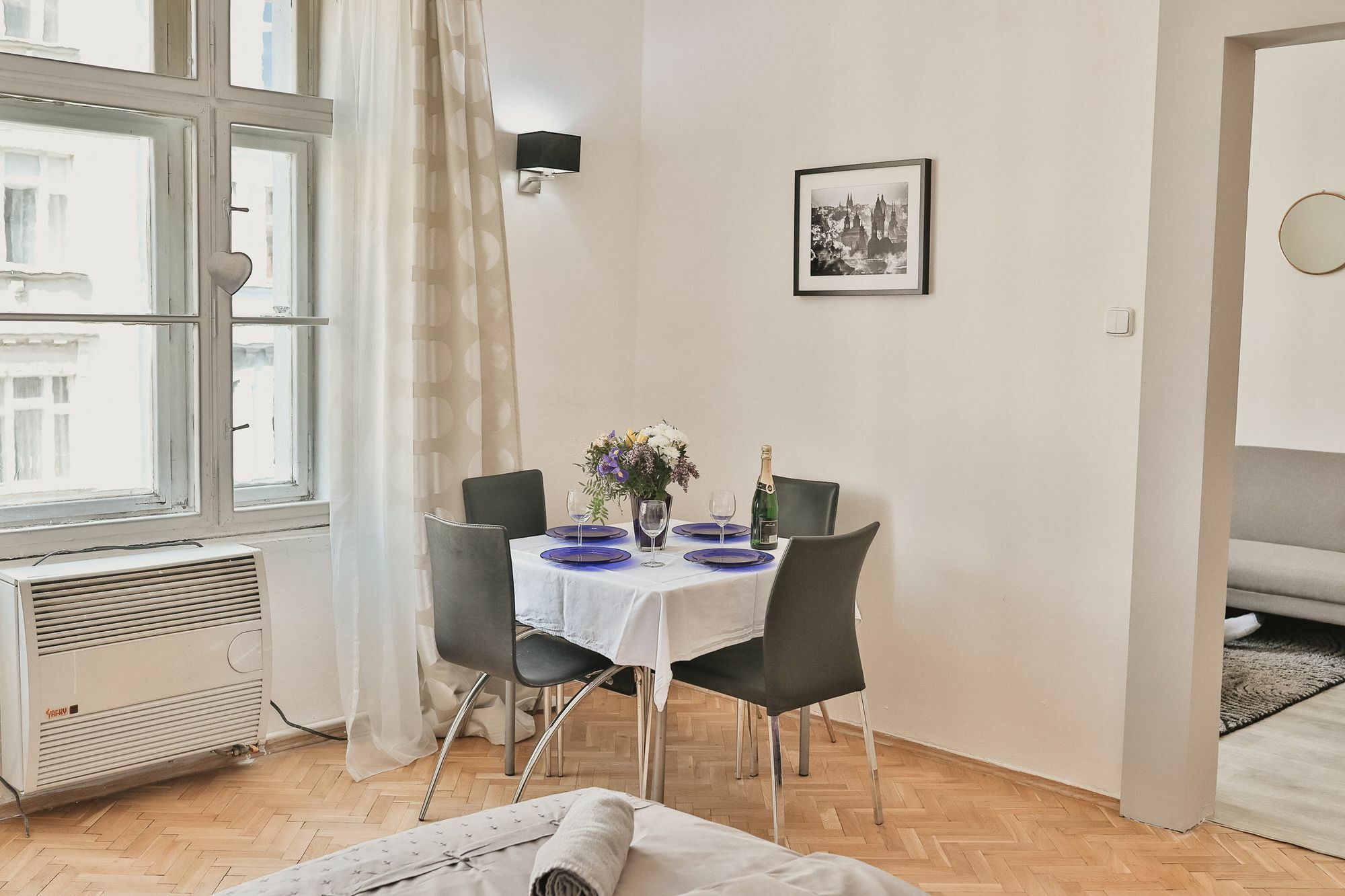Apartment Comfortable Zizkov For 6 Pax Easybnb Prag