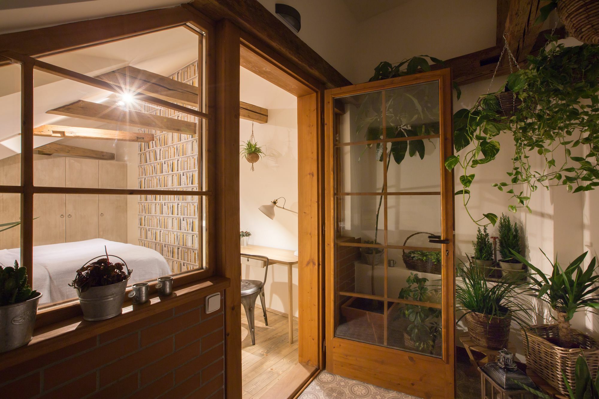 Gigantic Boho Chic 3 Bedroom 3 Bathroom Loft With Hanging Chair Lejlighed