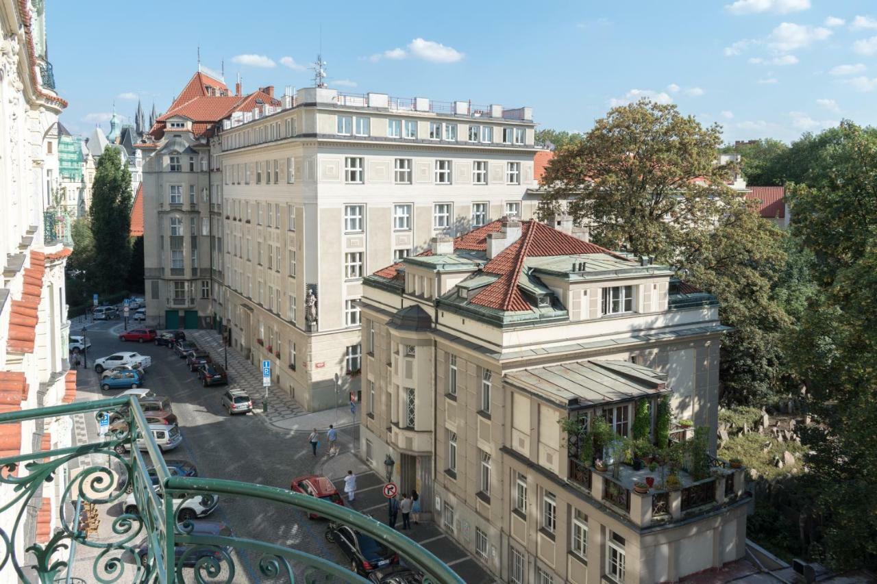 Brehova Apartment