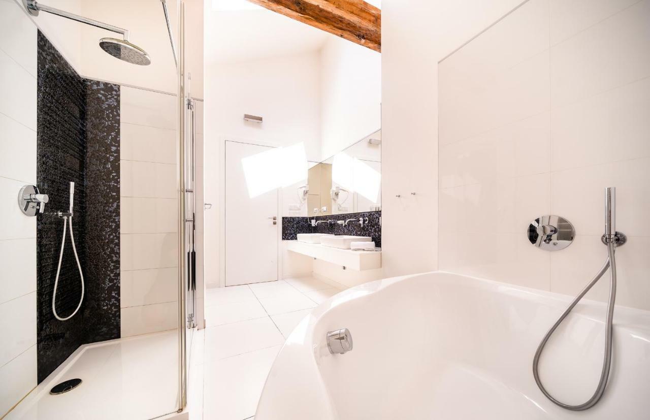 Apartment 5br+3.5bt Wilson Apt.