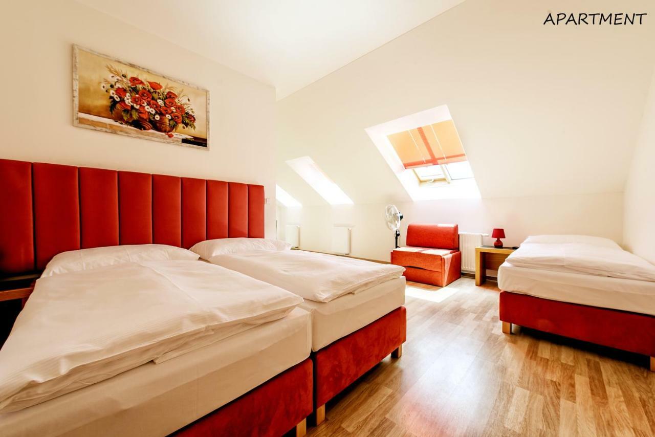 Hotel Otakar 3*
