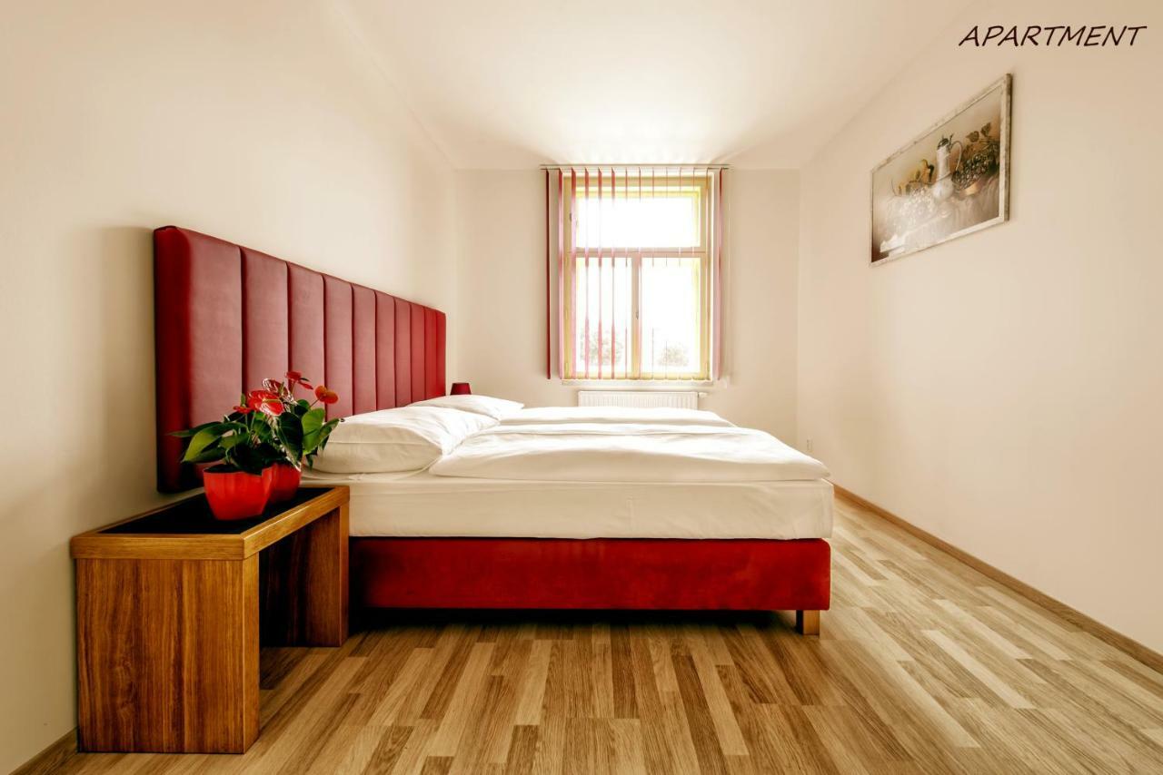 Otakar Hotel