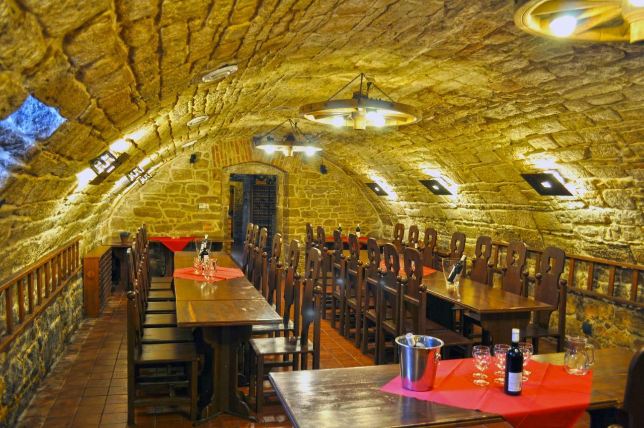 Certousy Hotel