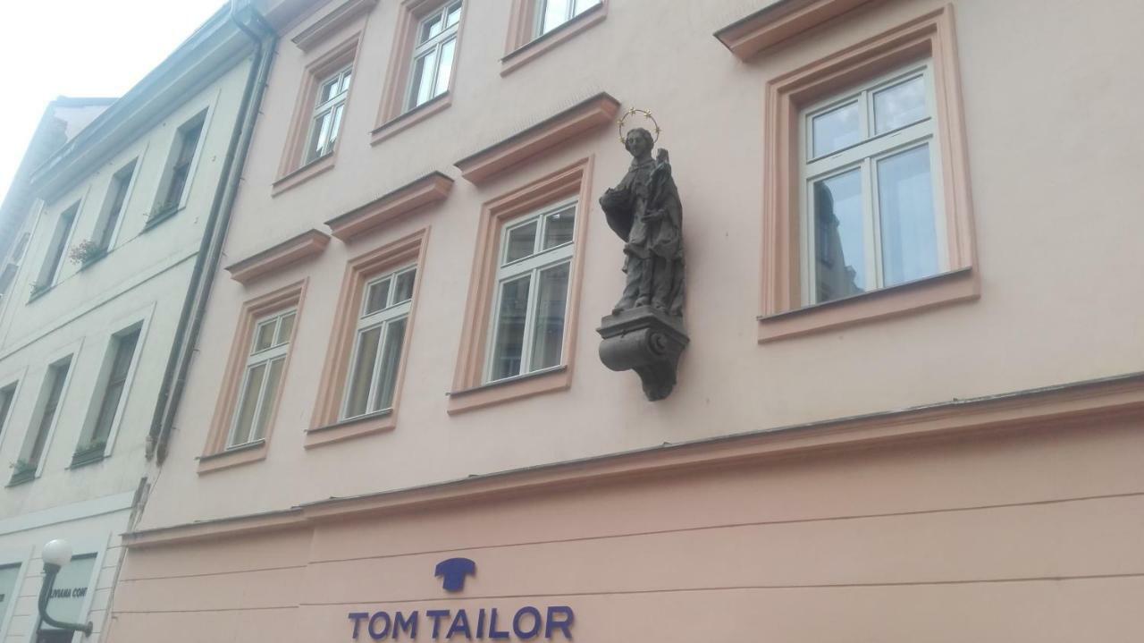 Jakubska 676 * Prag