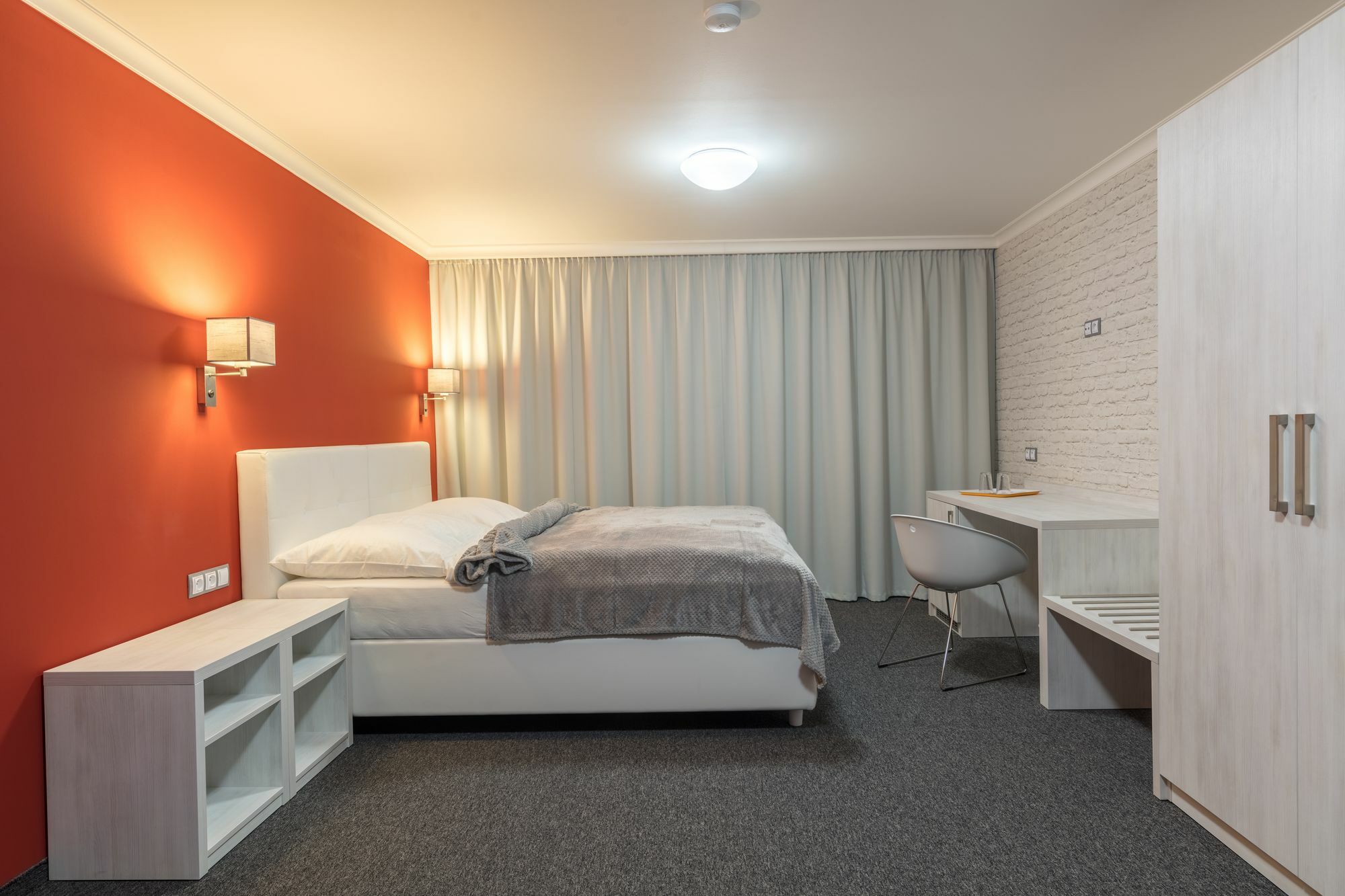 Grand Petit Hotel 3*