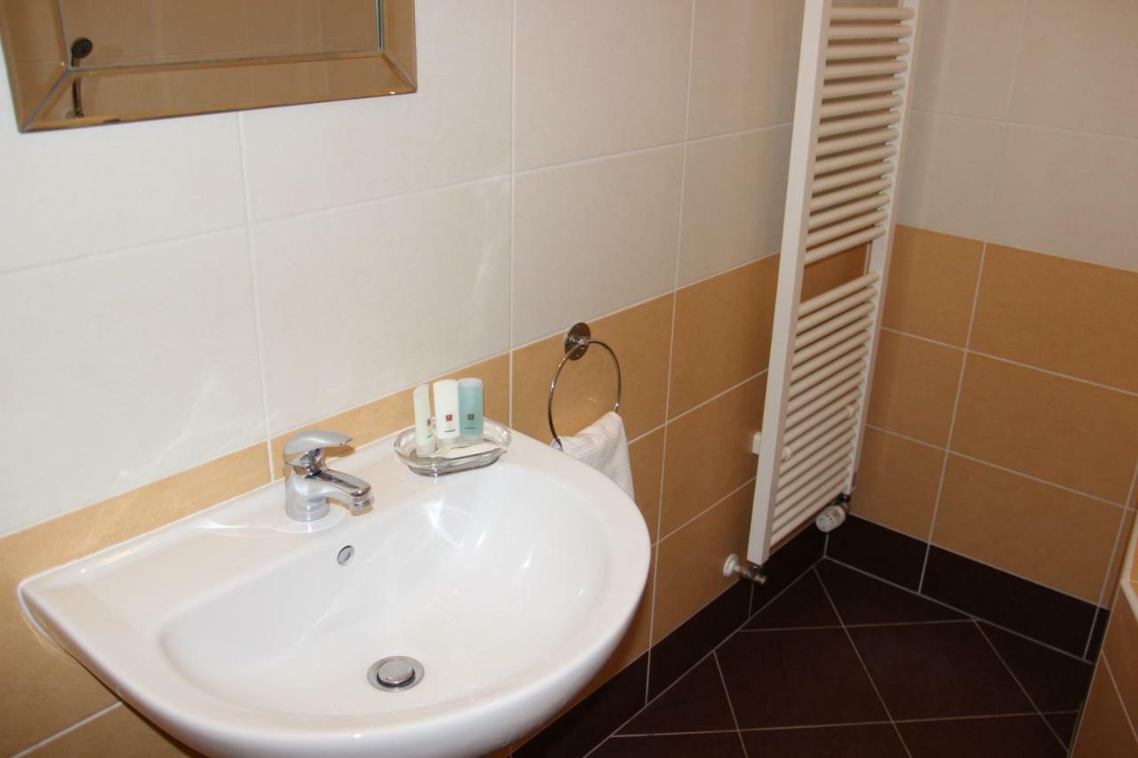 Metropole De Luxe Apartment *