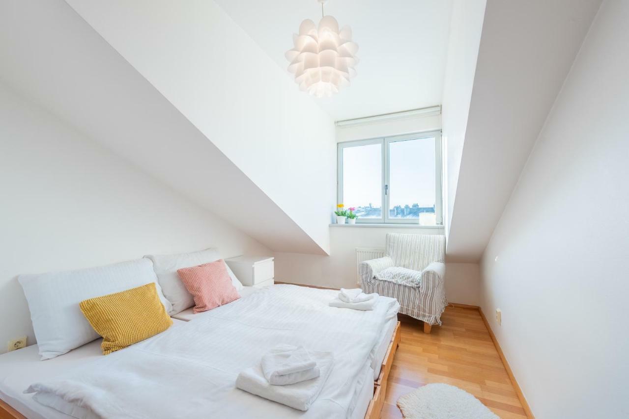 Nest Apartment Prag