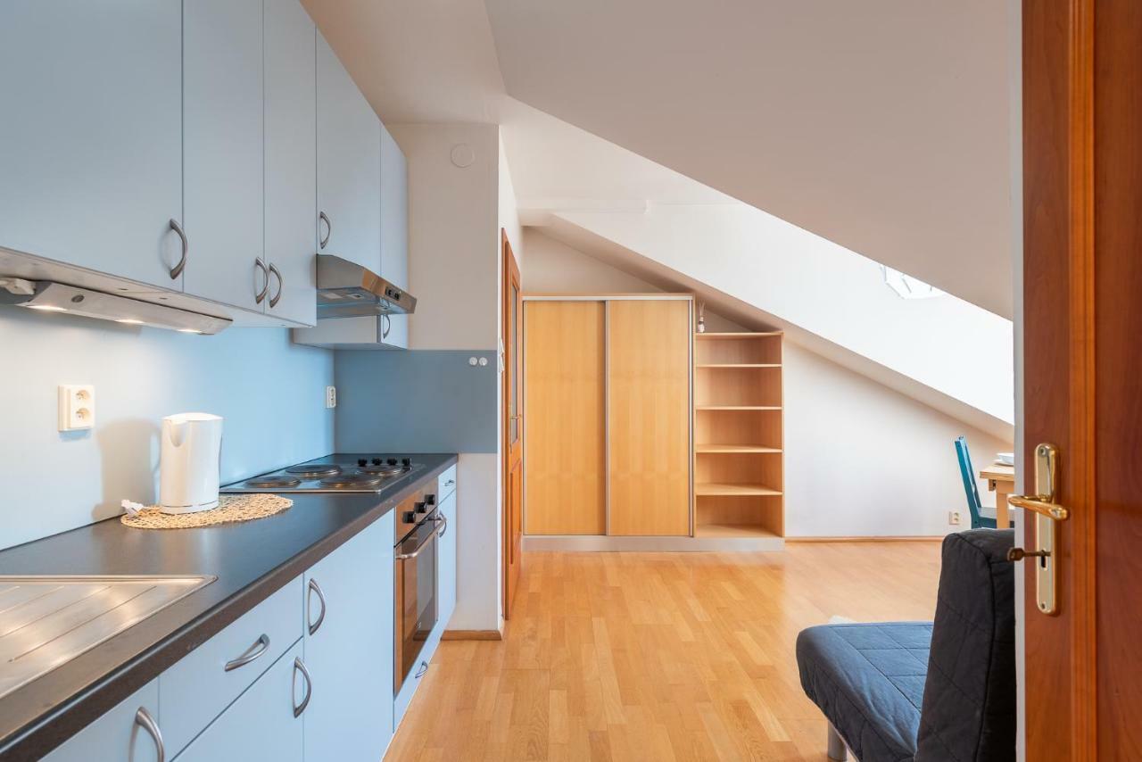 Nest Apartment
