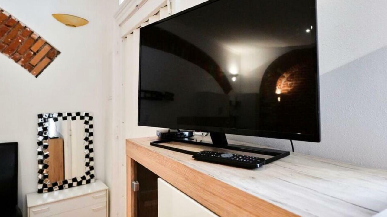 Dlouha 25 * Prag