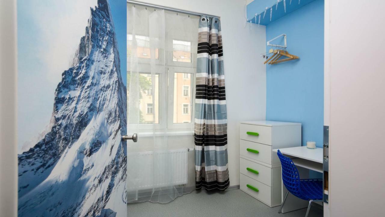 Apartment Four Year Seasons - Walkable To Centre, Metro And Riverside Prag