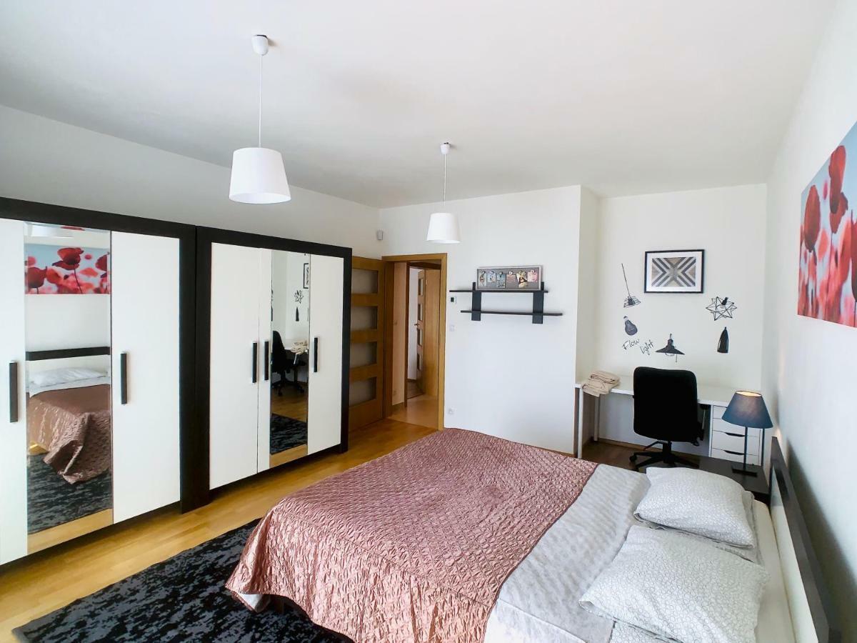 Art Garden Towers Apartment