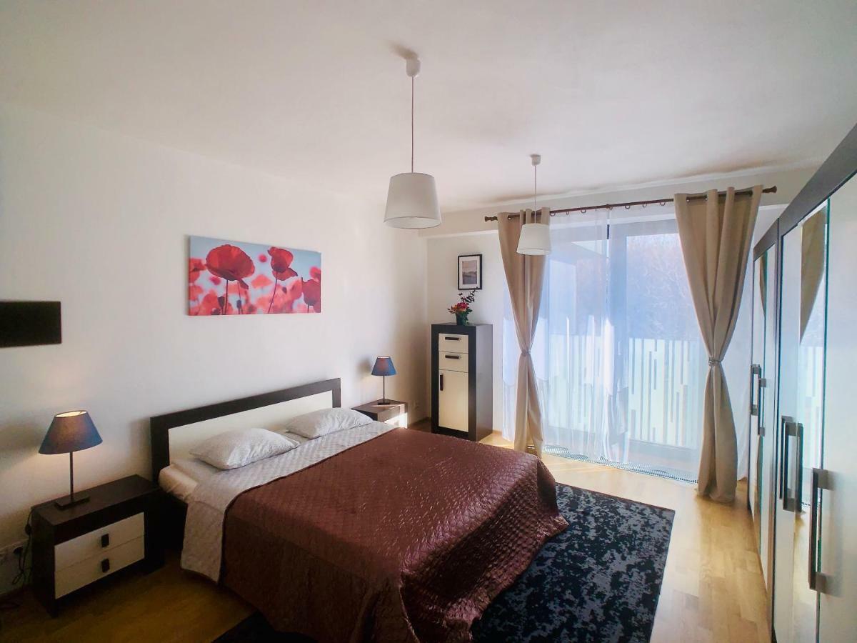 Art Garden Towers Apartment *