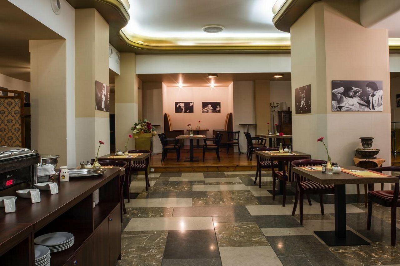 Hotel Ea Rokoko