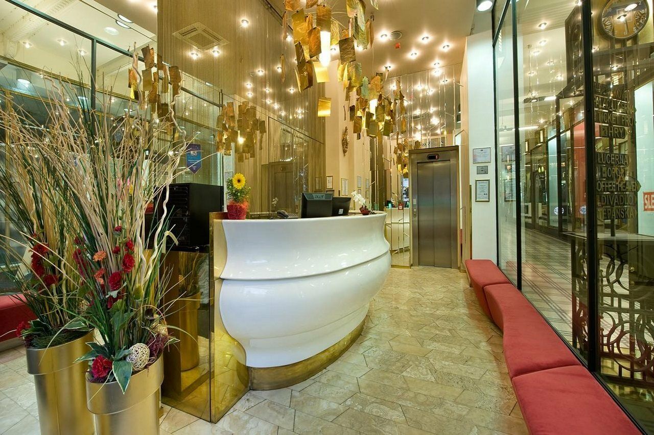 Ea Rokoko Hotel 4*