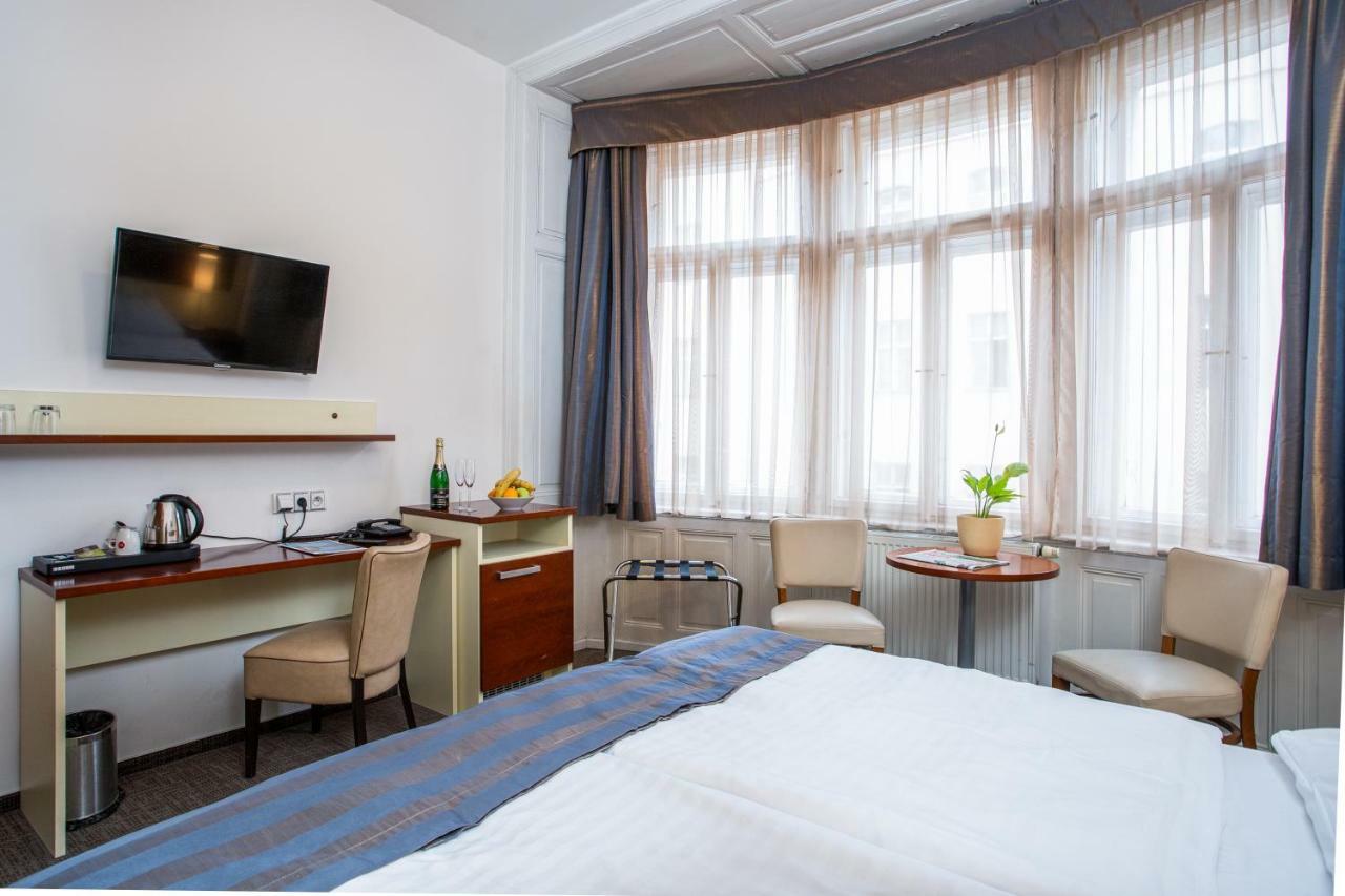 Gloria 4* Praha
