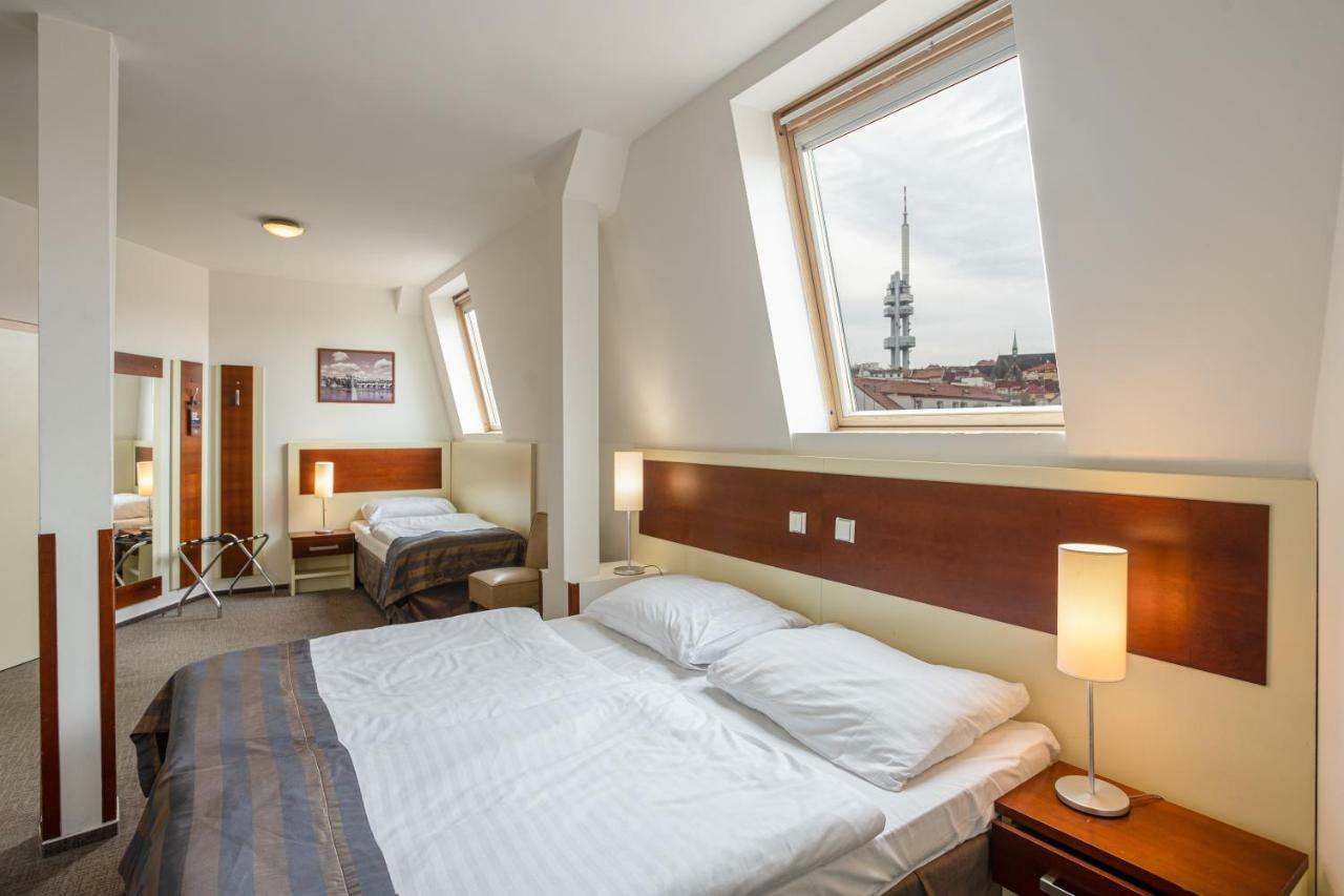 Gloria Hotel 4*