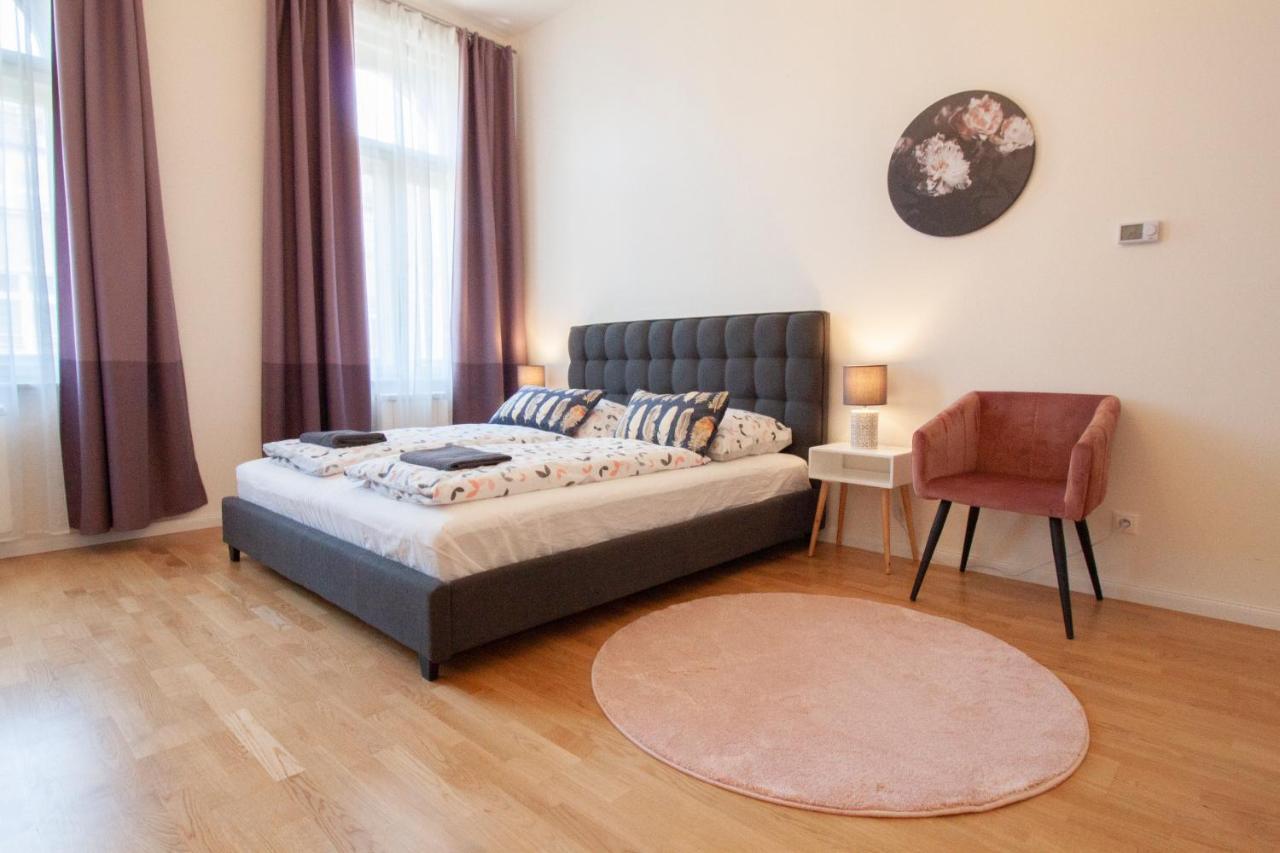 Stepanska Apartmeet *