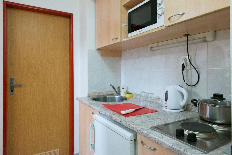 Hotell University Hotel 2*