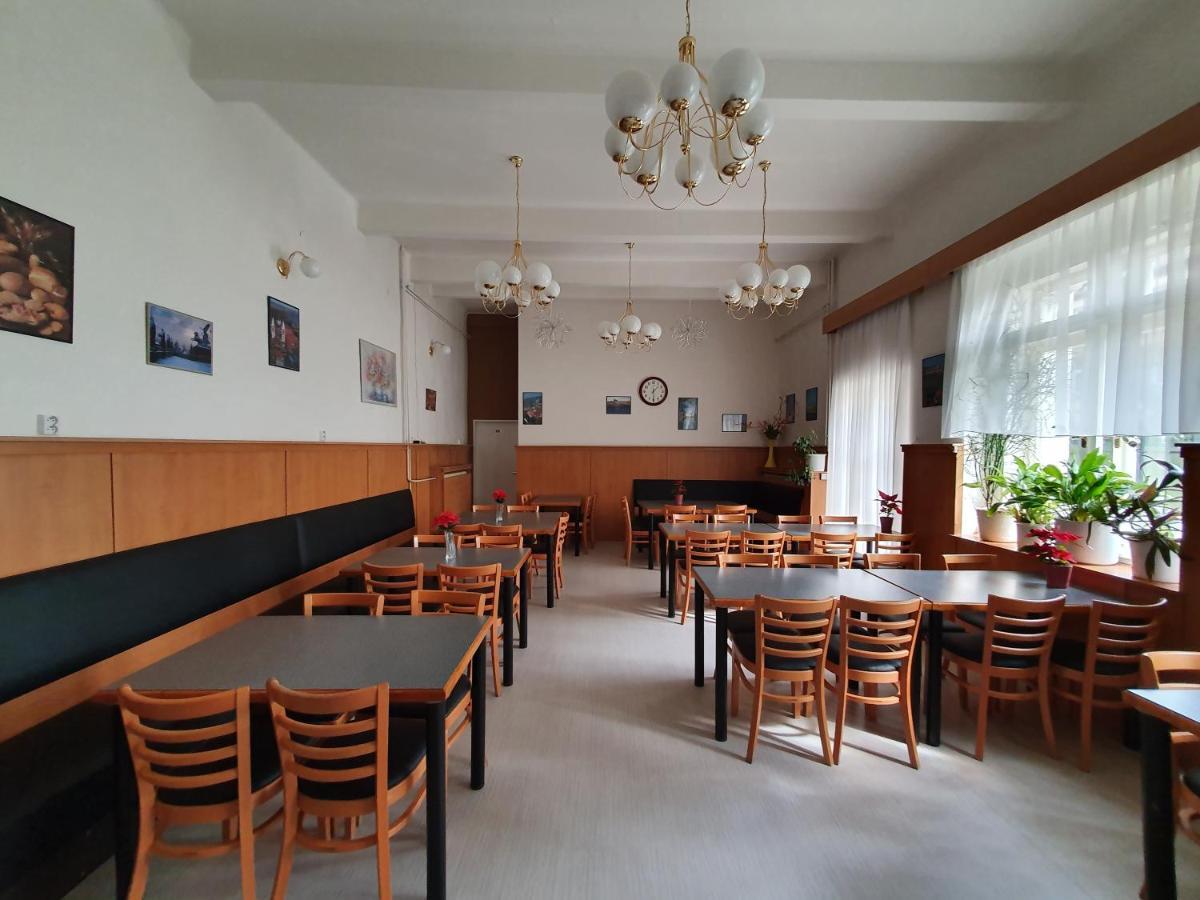 Gæstehus Jana - Domov Mladeze Prag