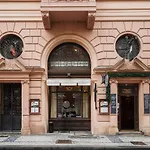 Palace Apartment By Main Station - President