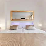 Charles Bridge Royal Apartments - Castle District