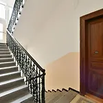 Stylish Apartment In The Heart Of The Old Town