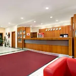 Ramada Airport Hotel Prague
