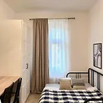 Quiet Apartment Close To Center