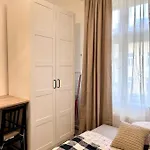 Quiet Apartment Close To Center
