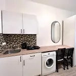 Quiet Apartment Close To Center