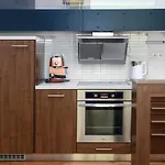 Modern Apartment With Terrace And Air Conditioning