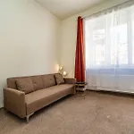 Modern, Bright Studio In A Great Location