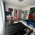Monfas Apartment Barrandov