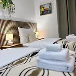Jasminn Apartments