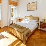 Malostranska Residence