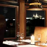 Boat Hotel Matylda