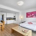 Downtown Suites Belohorska