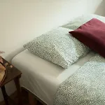Artisan & Old-Timey 2 Bedrooms Home