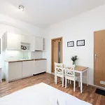Beautiful Cozy Studio Gem Near Old Town