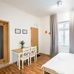 Beautiful Cozy Studio Gem Near Old Town
