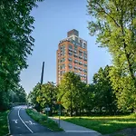 Eliska Tower Apartments Prague