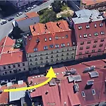 Luxurious Apartment Near Prague Castle