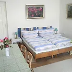 Apartricanova