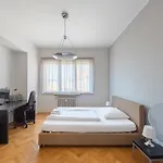 Piano Apartment