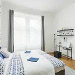 Narodni Apartments