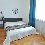 Modern Apartment Navratilova II