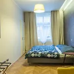Exclusive 3 Bedroom Top-Notch Flat, Great Location