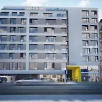 Free Parking In Garage Karolina Plazza, New Cosy Studio With All You Need