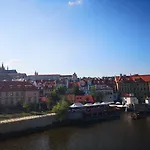Nice And Refreshing Flat In Prague
