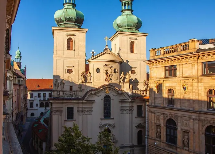 Stylish Apartment In The Heart Of The Old Town